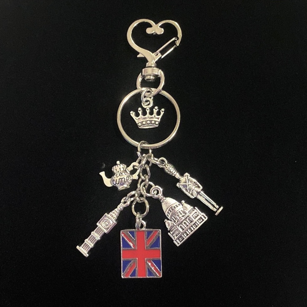 England Keychain Bag Charm London Great Britain UK British - Picture 2 of 3
